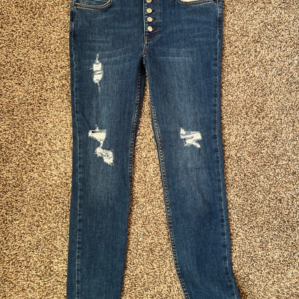 Free People NWT Women's Reagan Blue Distressed Jeans